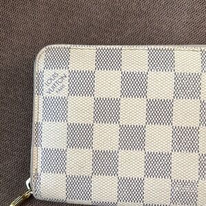 Louis Vuitton Cream and Gray Checkered Wallet
